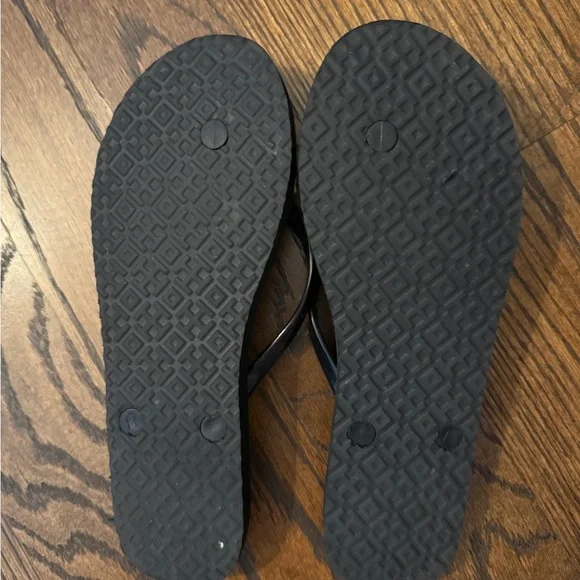 Tory Burch flower flip flop - Picture 4 of 4